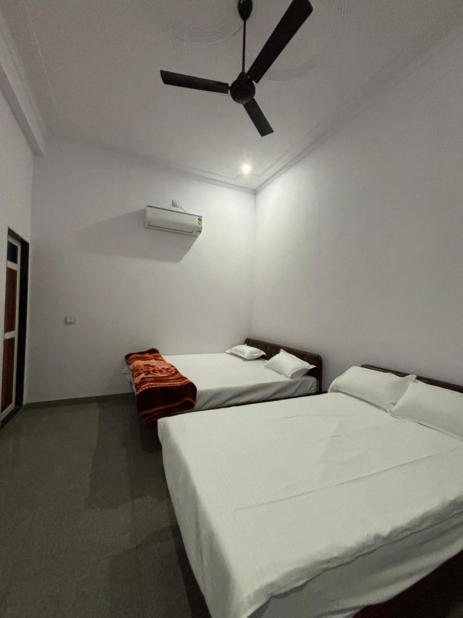 Hotel Raghunath Palace Khātu Εξωτερικό φωτογραφία