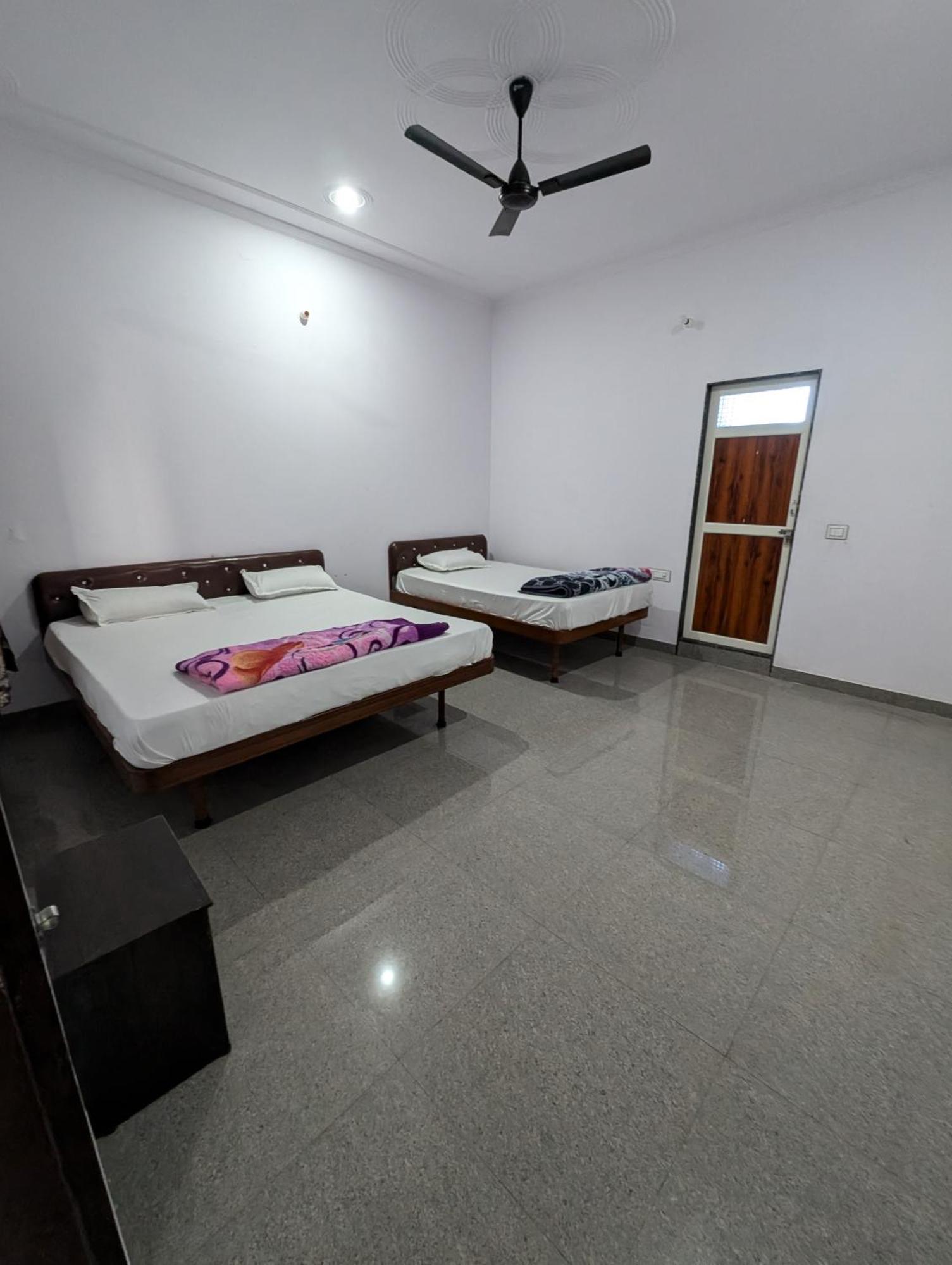 Hotel Raghunath Palace Khātu Εξωτερικό φωτογραφία